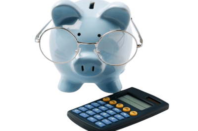 אוטומציות לחיוב אוטומטי - אייקון של קופת חיסכון בצורת חזיר עם משקפיים ולידו מחשבון